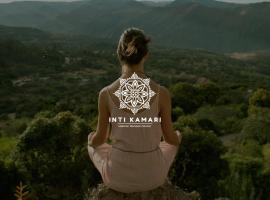 Inti Kamari Wellness Lodge & Convention Center, hotel med parkering i Santa Isabel