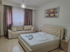 My Holiday House, hotel v destinaci Durrës