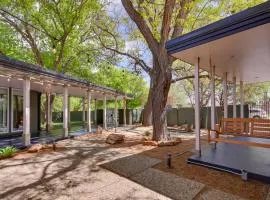 Mid-Century Modern Home with Fire Pit and Gas Grill!