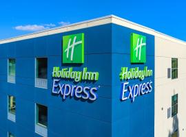 Holiday Inn Express - Huntsville Space Center, an IHG Hotel, hotel with pools in Huntsville