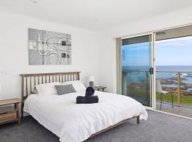 Absolute Waterfront Anna Bay: Anna Bay şehrinde bir otel
