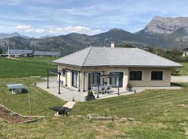 Magnifique Villa Sabot de Venus, hotel econômico em Le Lautaret