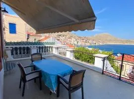 Traditional Villa Christos & Tholos In Chalki