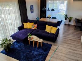 Family House With Terrace, hotel with parking in Kaunas