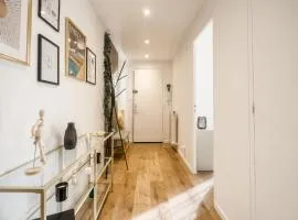 The Golden white, Annecy