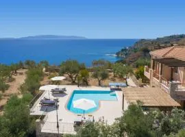 Villa Sandy Cove by Villa Plus
