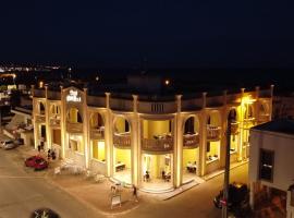 Hotel Salento Gold Beach، فندق في مارينا دي بيسكولوس