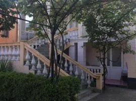 Dine’s house