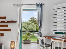 Dream on houses، فندق في ليفكادا تاون