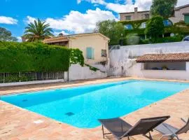 Bas de villa, piscine, 3 étoiles