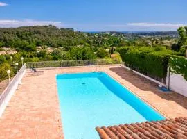 Bas de villa, piscine, 3 étoiles