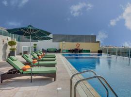Al Khoory Atrium, hotel v Dubaji