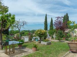 Assisi Green Country Apt with parking & Netflix, apartamento em Assisi