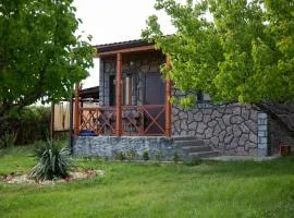 Noravank L-and-L