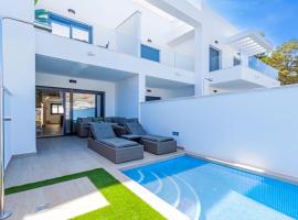 PANORAMIC private pool home, vikendica u gradu 'Finestrat'