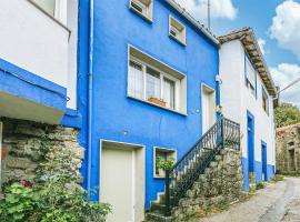 Pet Friendly Home In Galicia With Kitchen, chalupa v destinaci Belesar