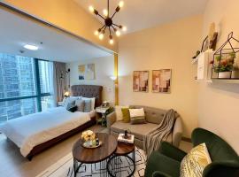 Angeliz Suites One Uptown Residence 1BR, Fast Wifi, FREE Swimming & in Front of UPTOWN Shopping Mall BGC, Airport Shuttle Available, hotel near KidZania Taguig, Manila