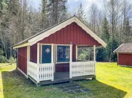 Lovely Home In Jälluntofta With Sauna