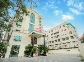 Regenta Central Lucknow by Royal Orchid Hotels Limited, hotel v destinaci Lakhnaú