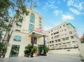 Regenta Central Lucknow by Royal Orchid Hotels Limited, hotel in Lucknow