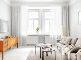Roost Korkea 8