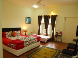 Copperhill- A Luxury Homestay: Madikeri şehrinde bir lüks otel