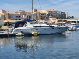 Carnon- Plage : Un véritable appartement flottant, лодка в Могио