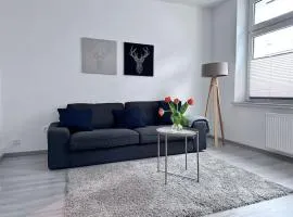 Möblierte Erdgeschoss-Wohnung mit Parkplatz in bester Lage des Stadtzentrums Herne, WLAN, Netflix- Super Autobahn-und ÖPNV-Anbindung