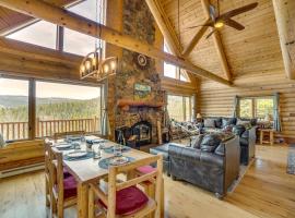 Mountain-View Front Range Colorado Vacation Rental，Red Feather Lakes的度假屋