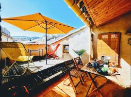 La Terrasse d'Oléa, au coeur du village, casă de vacanță din Buis-les-Baronnies