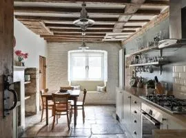 Coombers Mead Cottage