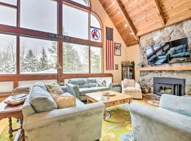 Waitsfield Vacation Rental with Private Hot Tub, hotel with hot tubs in Waitsfield