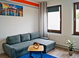 Charmante & Gemütliche Wohnung, holiday rental in Solingen