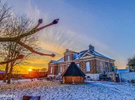 Château des Lumières Gîte et gîte insolite