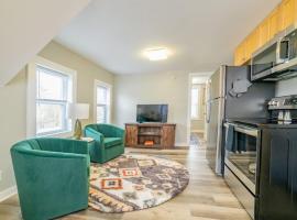 2 beds, trailer parking, direct snow & ATV trail access, hotel Gorhamben