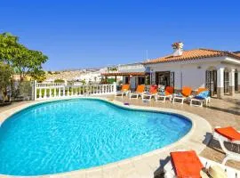 Villa Blanca Salvaje by Villa Plus