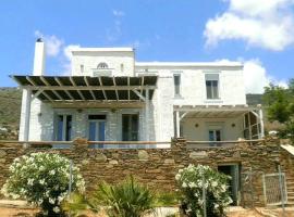 Cycladic Blue Andros Villa, sewaan penginapan di Koumárion