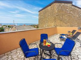 Kuca za odmor Antic - Holiday house Antic, hotel v Novem Vinodolskem