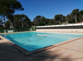 SOUS LE SOLEIL DE PROVENCE, resort em Le Castellet