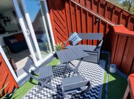 Holly Lodge, holiday rental in Pembrokeshire