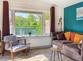 Gorgeous Home In Heinkenszand With Wifi, hotel in heinkenszand