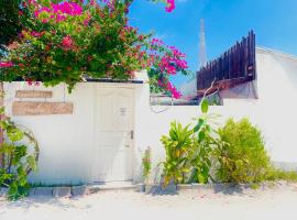 Thulusdhoo Garden Villa, cabaña o casa de campo en Thulusdhoo