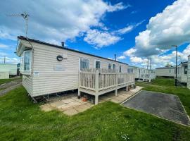 Lovely 6 Berth Caravan With Decking To The Side In Heacham Ref 21009i, viešbutis mieste Hečemas