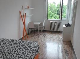 I feel orange, B&B i Legnano