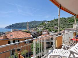 Pet Friendly Apartment In Moneglia, hotel in Moneglia