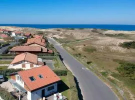 Modern Beach Villa 150m from the Atlantic surf