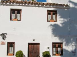 Acogedora casa rural en Olvera ,La Morada, cheap hotel in Olvera