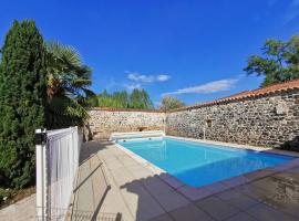 La Rebière, Pierre, Piscine Vacances au top, Cottage in Saint-Martin-de-Fressengeas