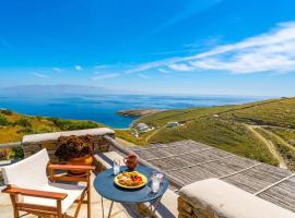 Cycladic Villa with panoramic view, holiday rental sa Agios Dimitrios
