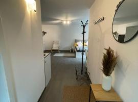 Gemütliche Wohnung in ruhigem Wohngebiet, cheap hotel in Aschaffenburg